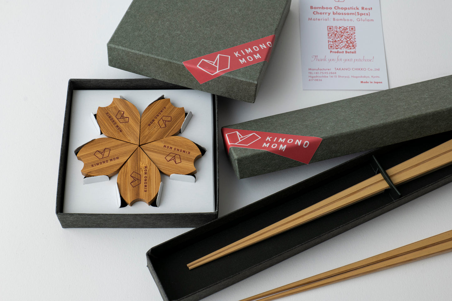 2 pairs of Bamboo Chopsticks & Bamboo Chopstick Rest (5pcs) : Cherry Blossom